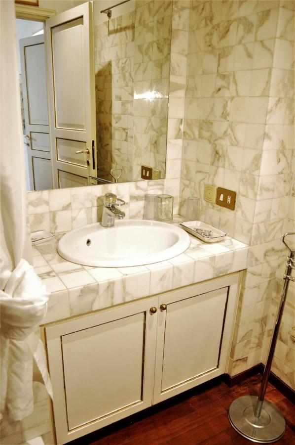 Pantheon Apartment